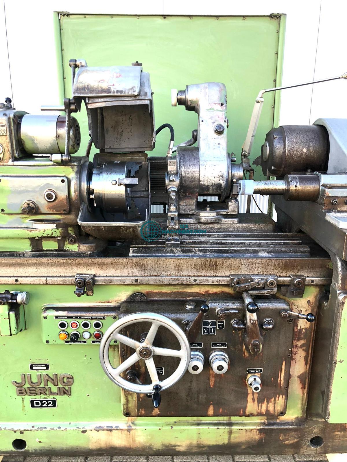 JUNG D22 / Innenrundschleifmaschine